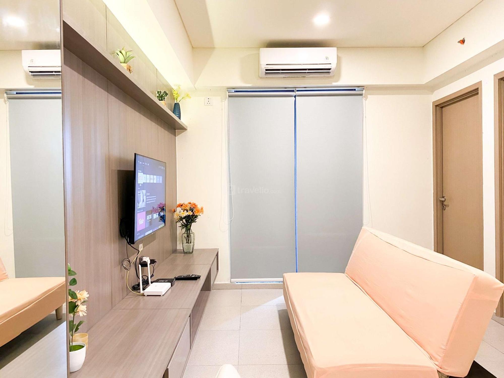 Well Furnished And Comfort 3Br Meikarta Apartment By Travelio Cikarang Exterior photo